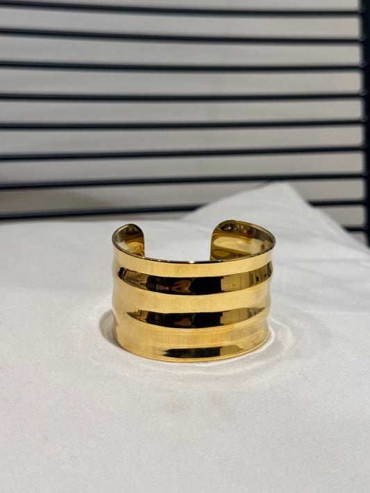 Bracelet manchette doré en acier inoxydable