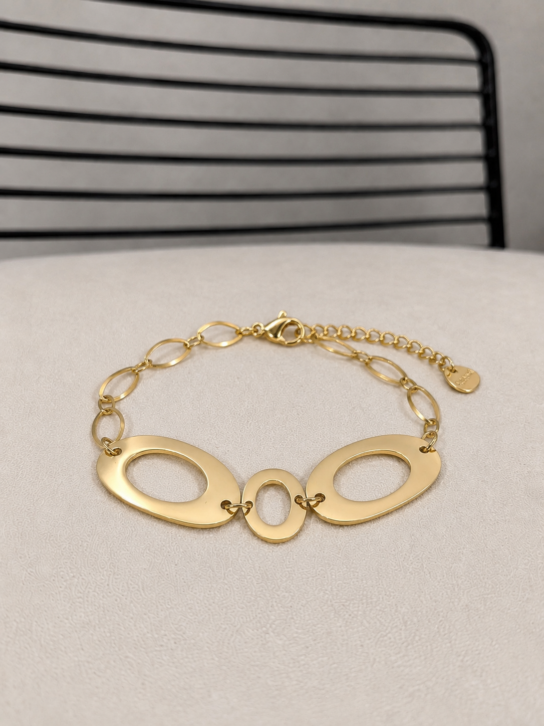 Bracelet doré à maillons