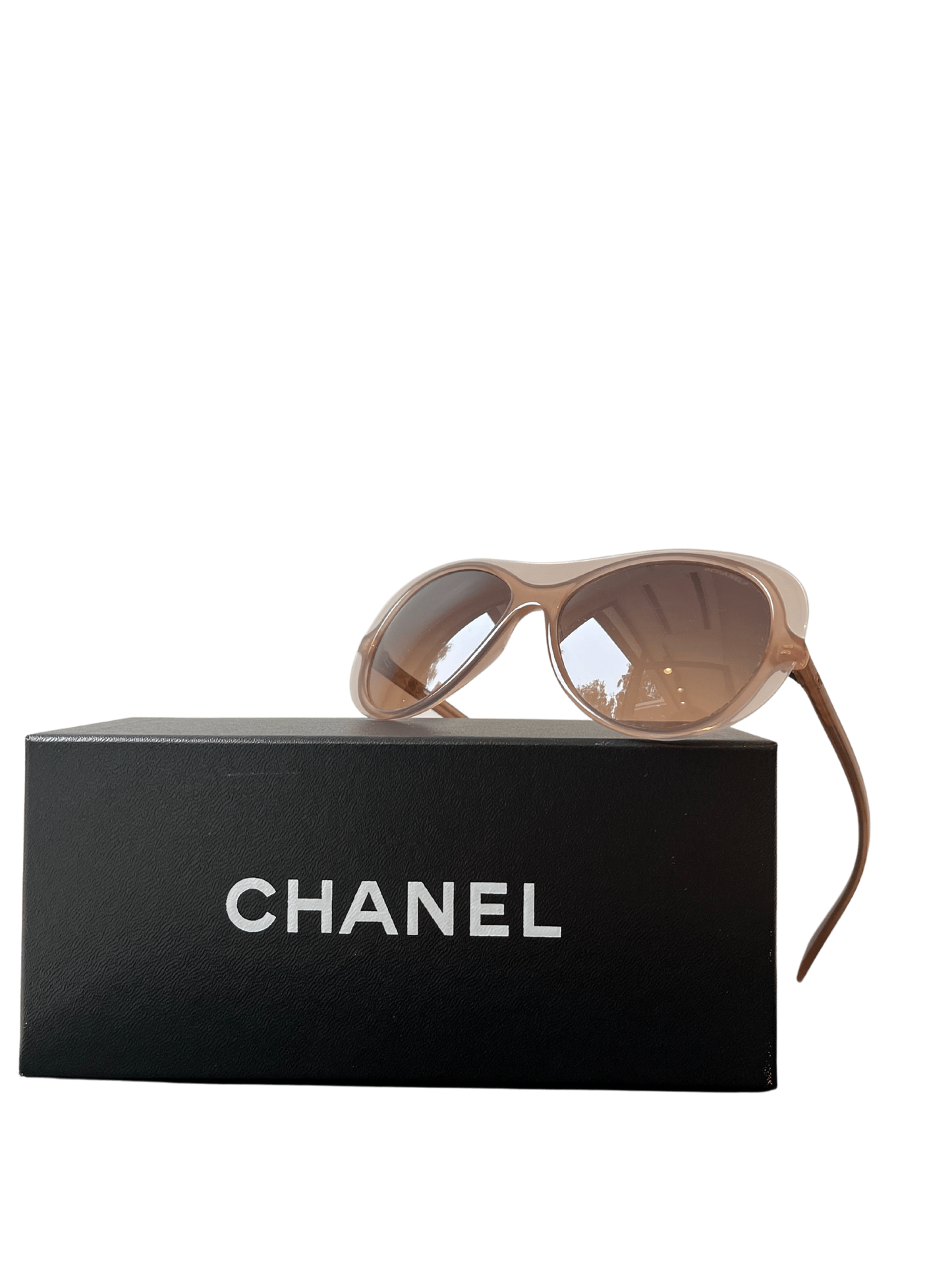 Lunettes Chanel « Nude »